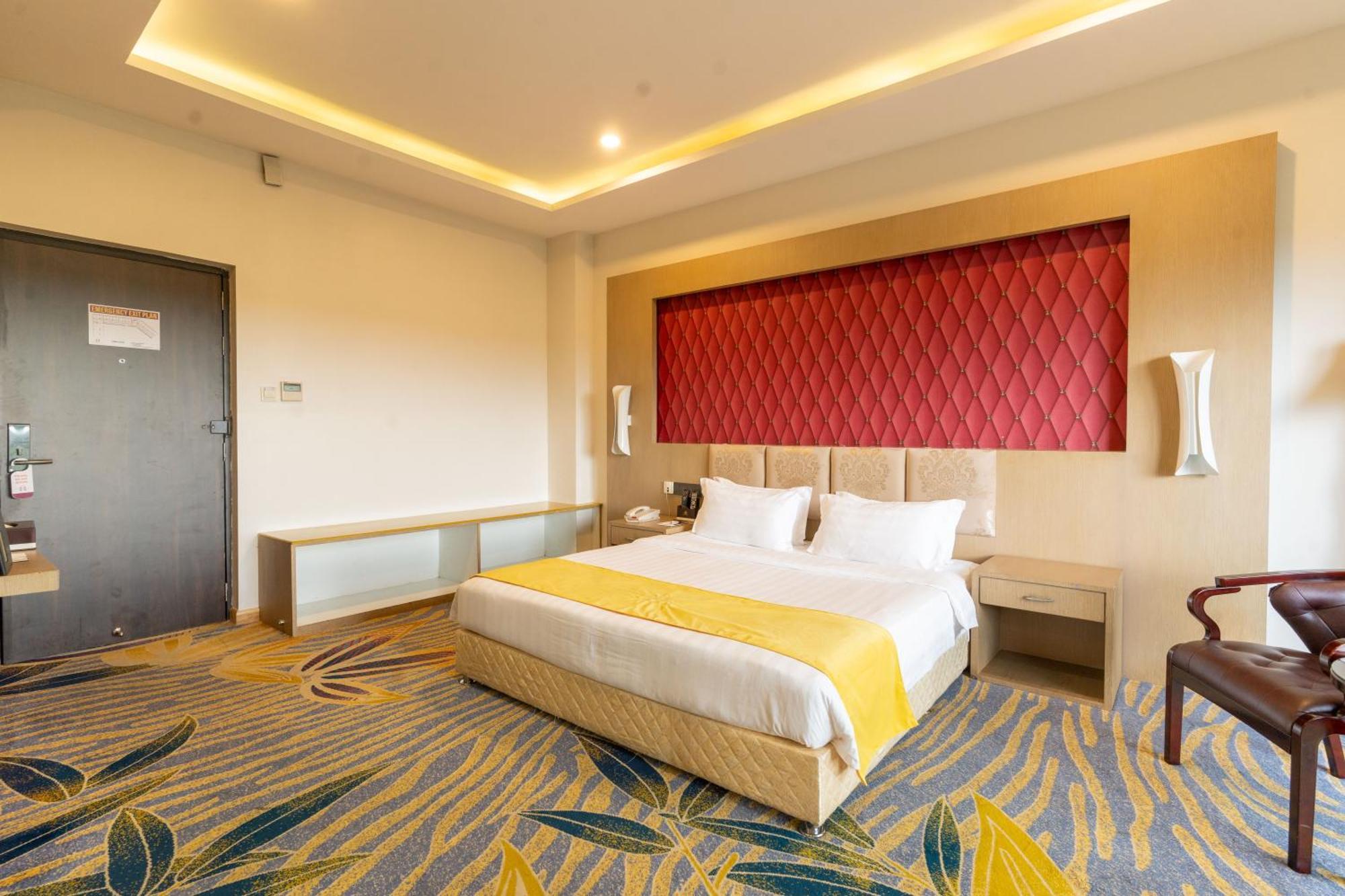 Hotel Mechi Crown Kakarvitta Extérieur photo
