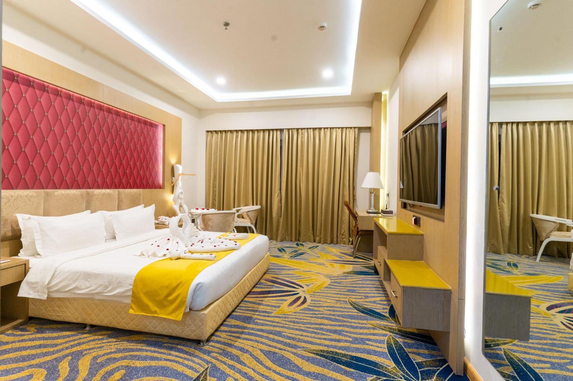 Hotel Mechi Crown Kakarvitta Extérieur photo