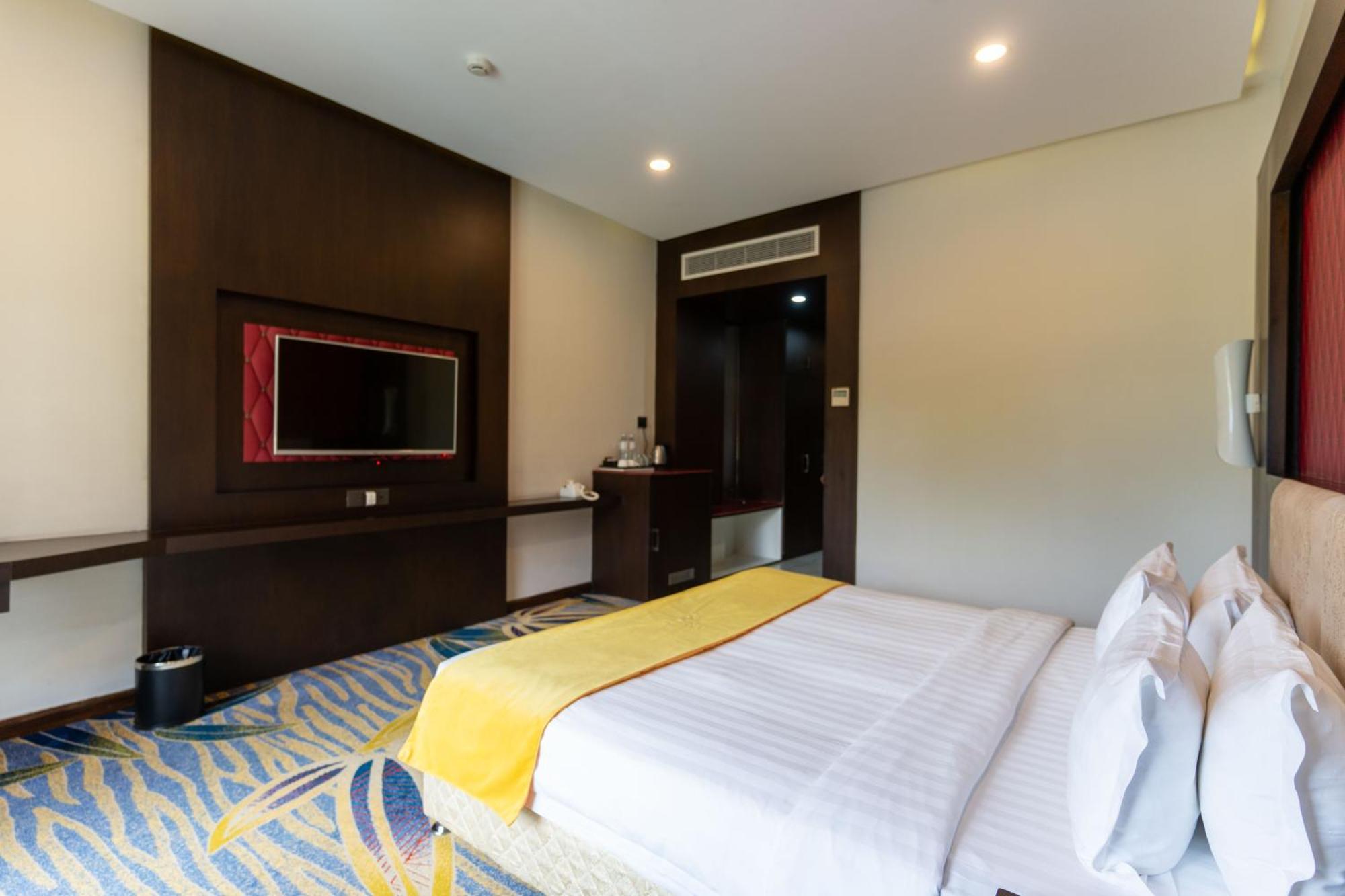 Hotel Mechi Crown Kakarvitta Extérieur photo